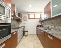 Resale - apartment - Marbella - Altos de los Monteros