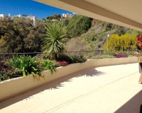 Resale - apartment - Marbella - Altos de los Monteros