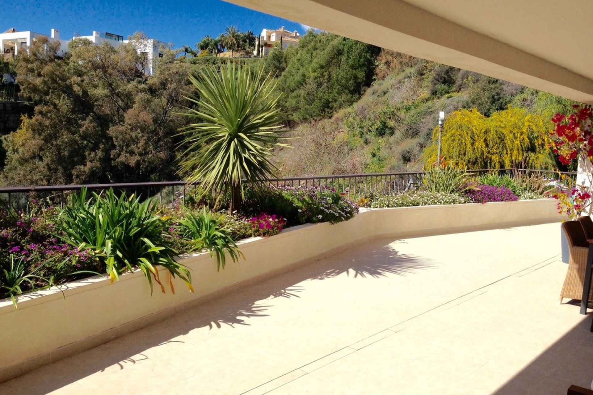Resale - apartment - Marbella - Altos de los Monteros
