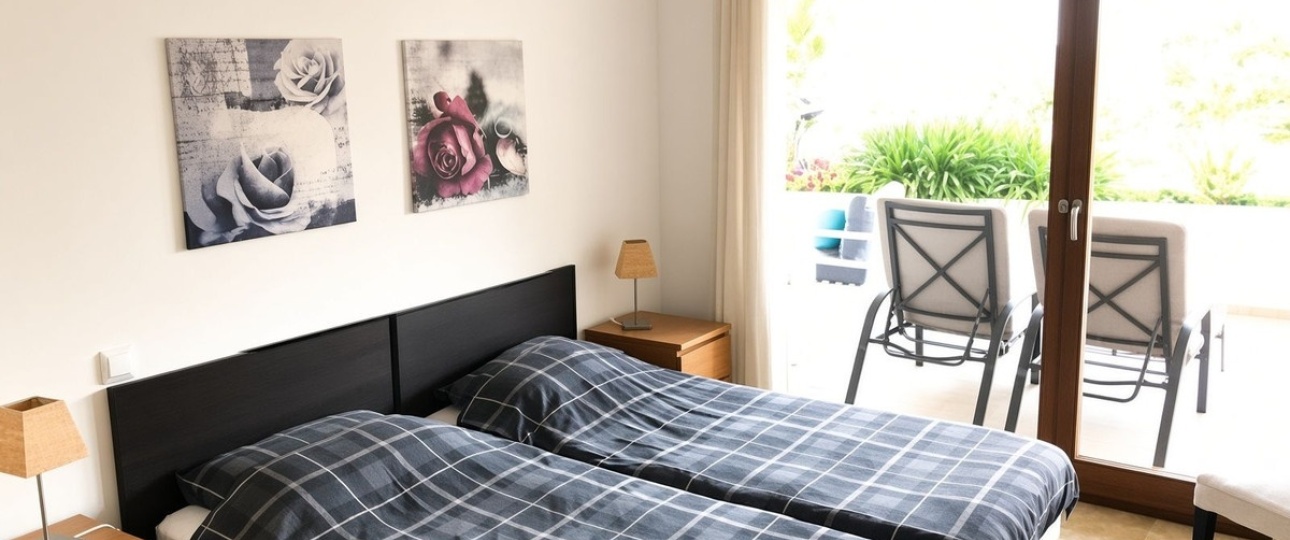 Resale - apartment - Marbella - Altos de los Monteros
