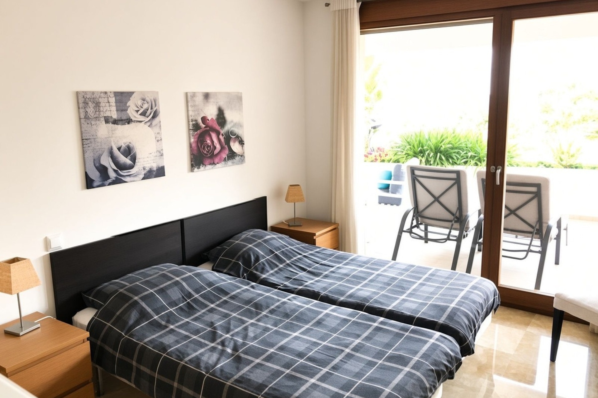 Resale - apartment - Marbella - Altos de los Monteros