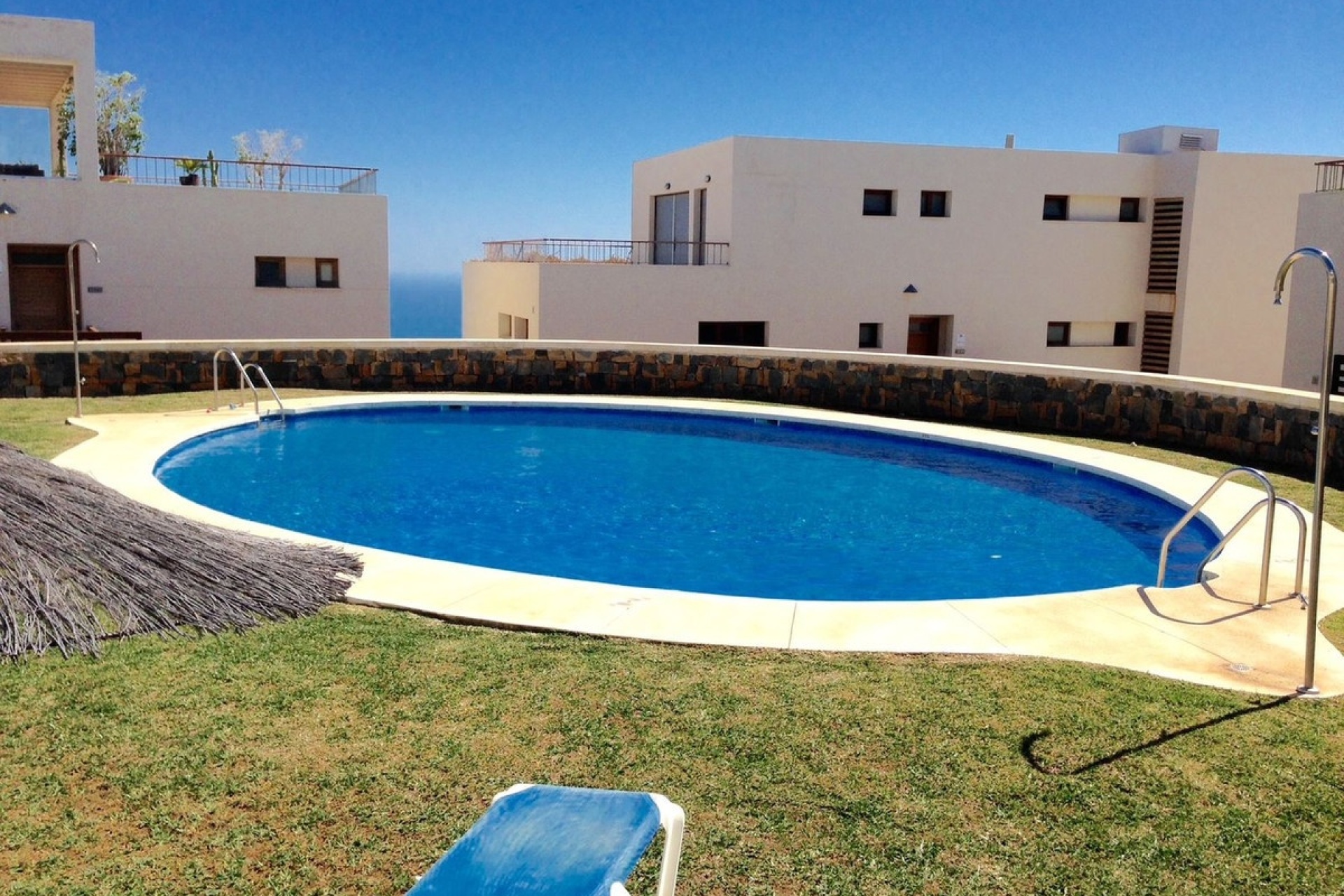 Resale - apartment - Marbella - Altos de los Monteros
