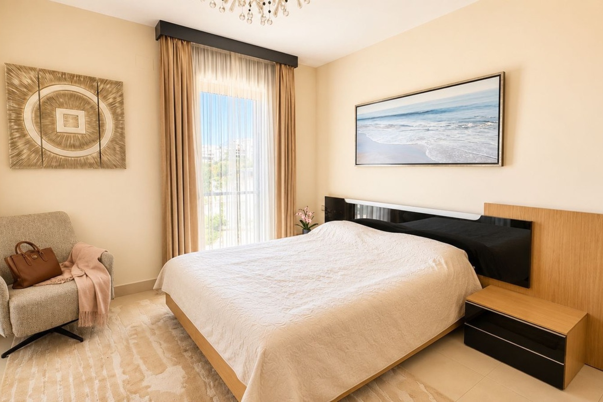 Resale - apartment - Marbella - Altos de los Monteros