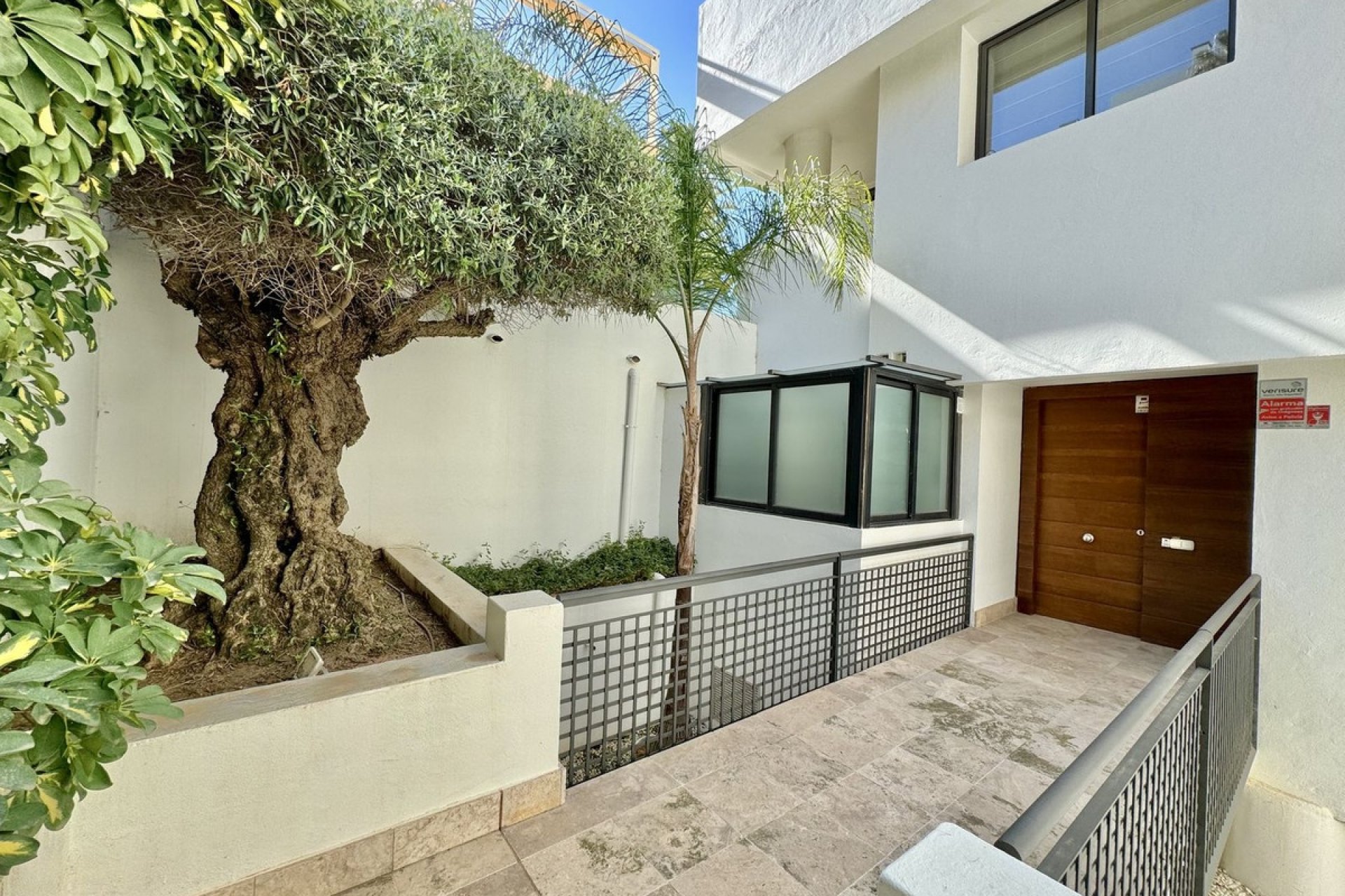 Resale - apartment - Marbella - Altos de los Monteros