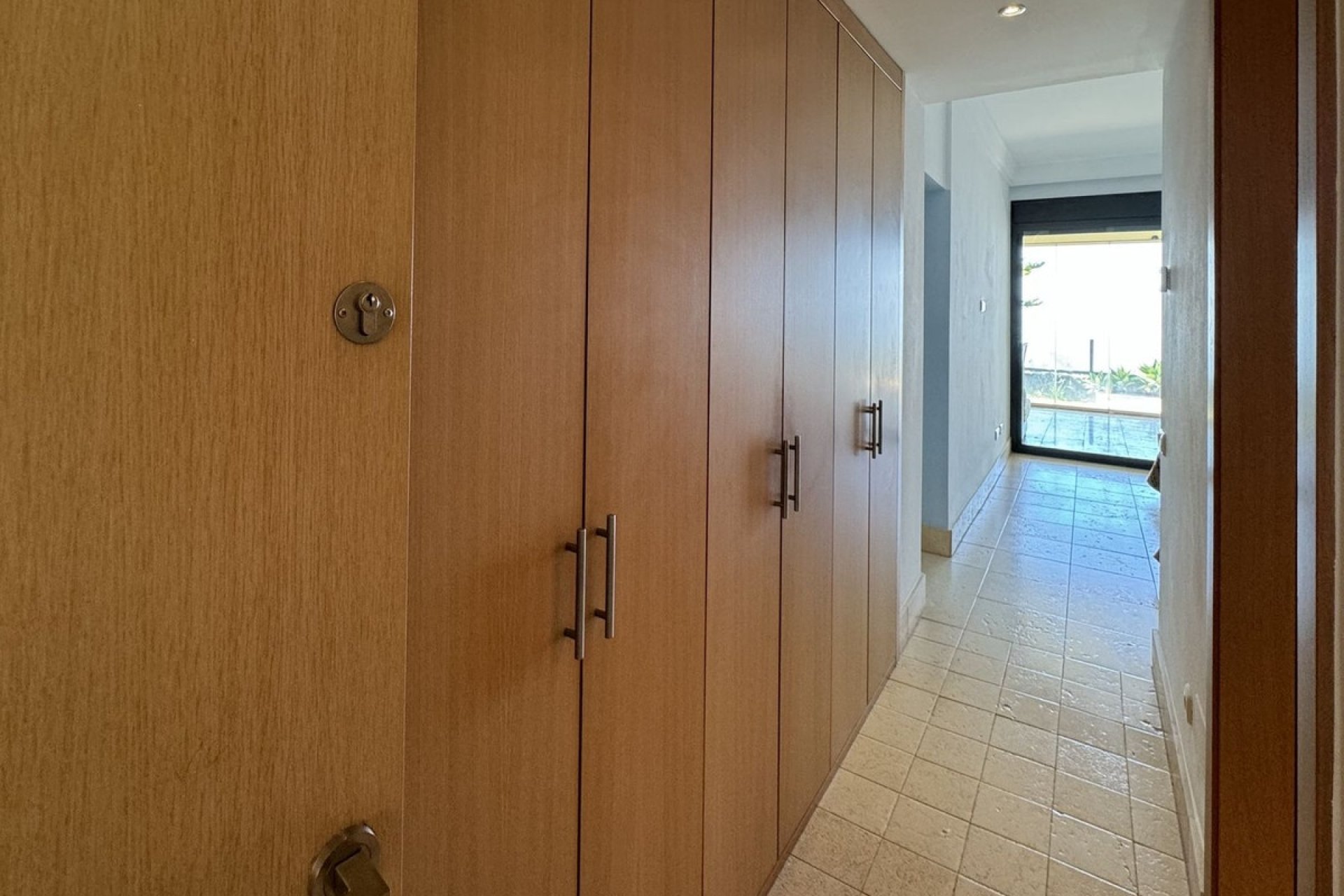Resale - apartment - Marbella - Altos de los Monteros