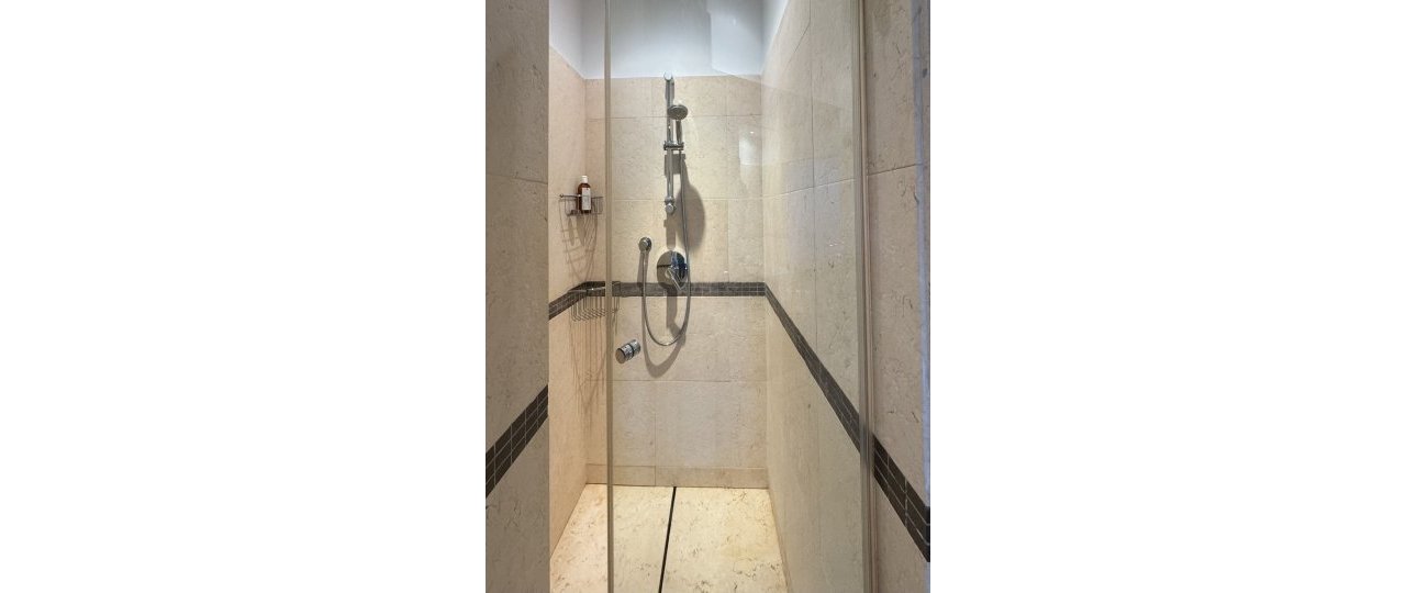 Resale - apartment - Marbella - Altos de los Monteros