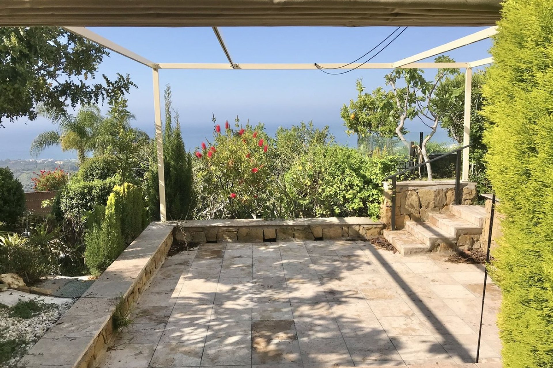 Resale - apartment - Marbella - Altos de los Monteros