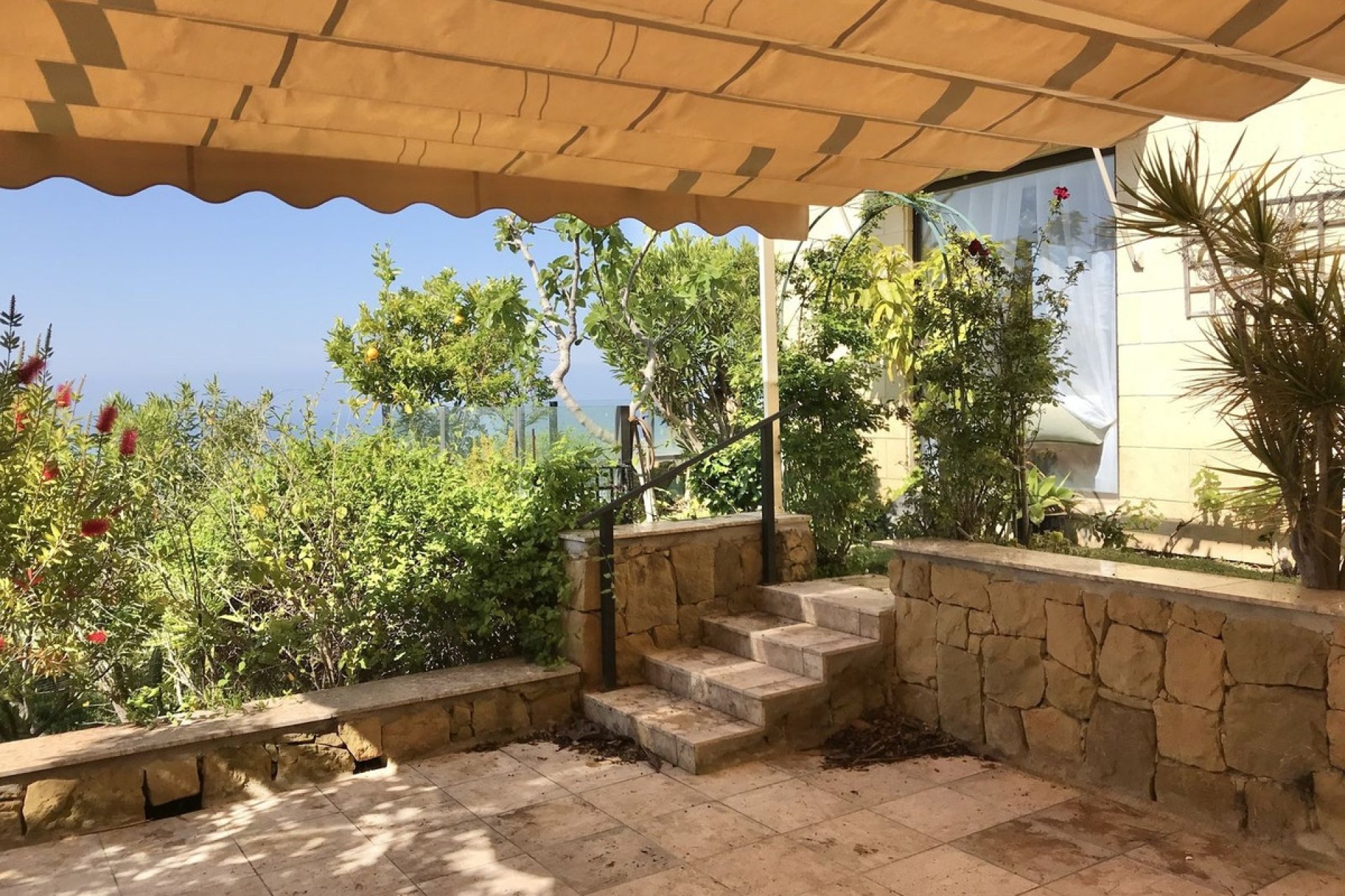 Resale - apartment - Marbella - Altos de los Monteros