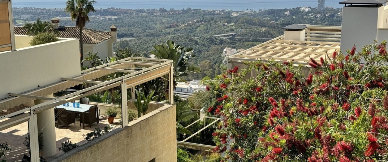 Resale - apartment - Marbella - Altos de los Monteros