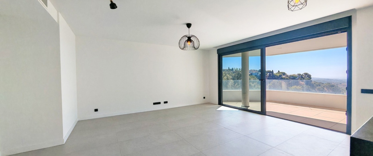 Resale - apartment - Marbella - Altos de los Monteros