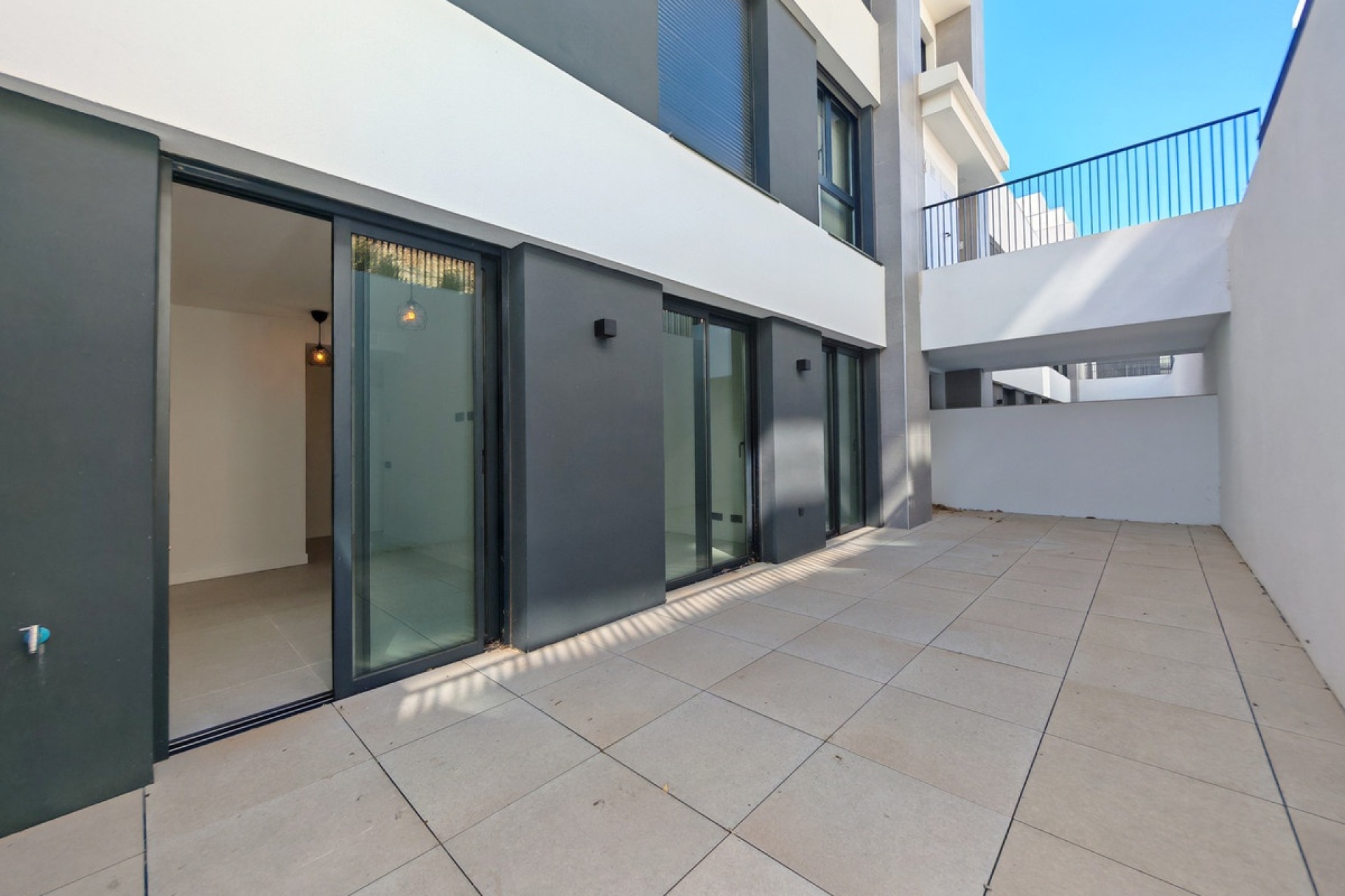 Resale - apartment - Marbella - Altos de los Monteros
