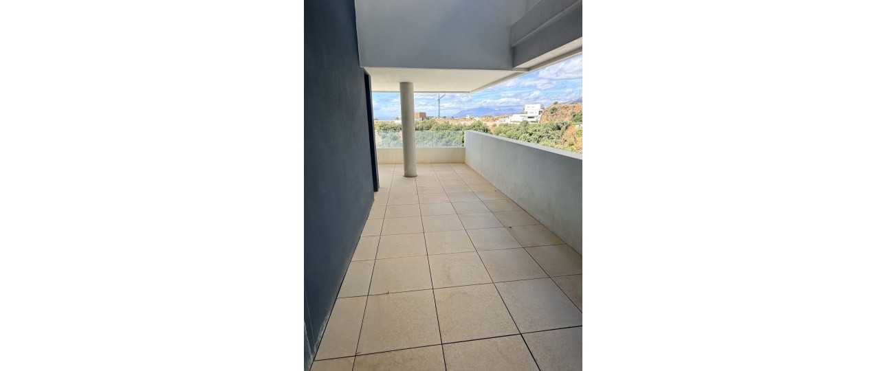 Resale - apartment - Marbella - Altos de los Monteros