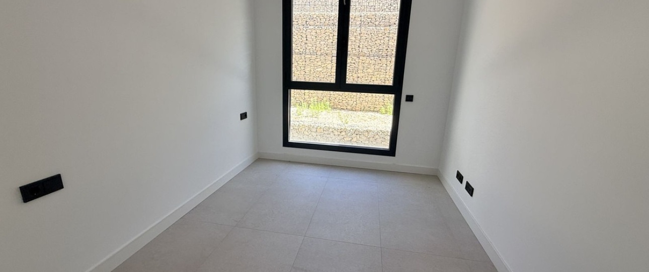Resale - apartment - Marbella - Altos de los Monteros
