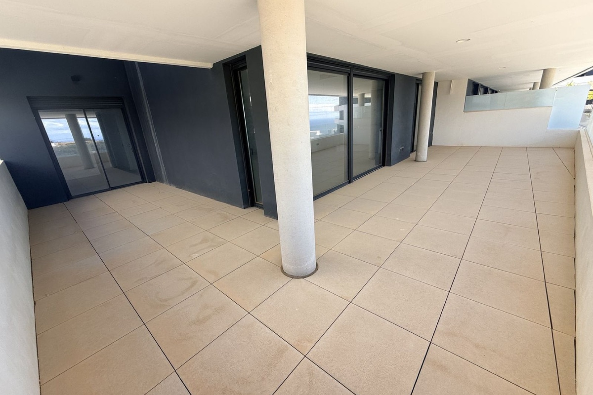 Resale - apartment - Marbella - Altos de los Monteros