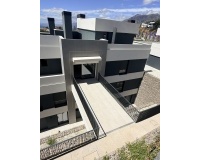 Resale - apartment - Marbella - Altos de los Monteros