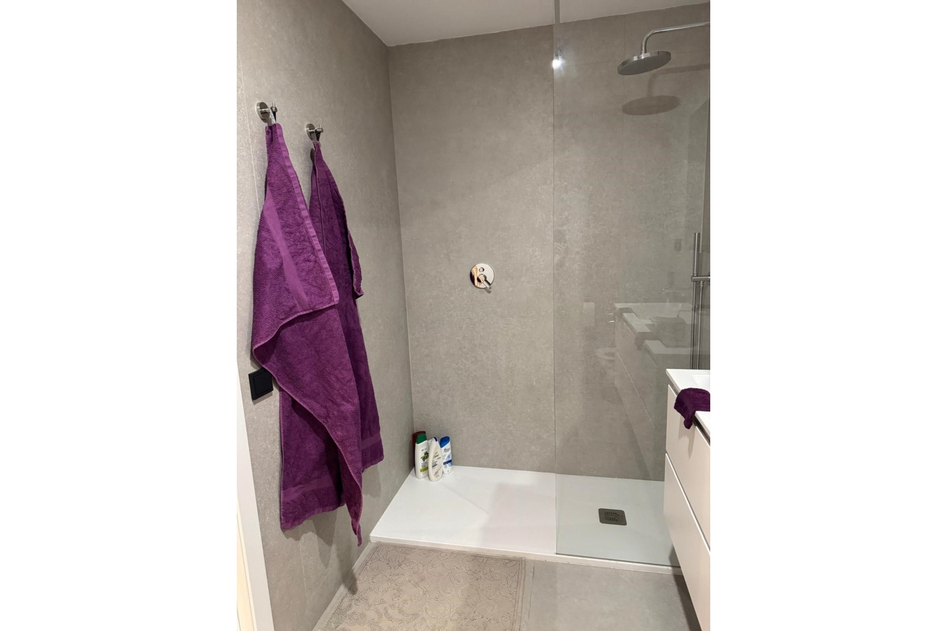 Resale - apartment - Marbella - Altos de los Monteros