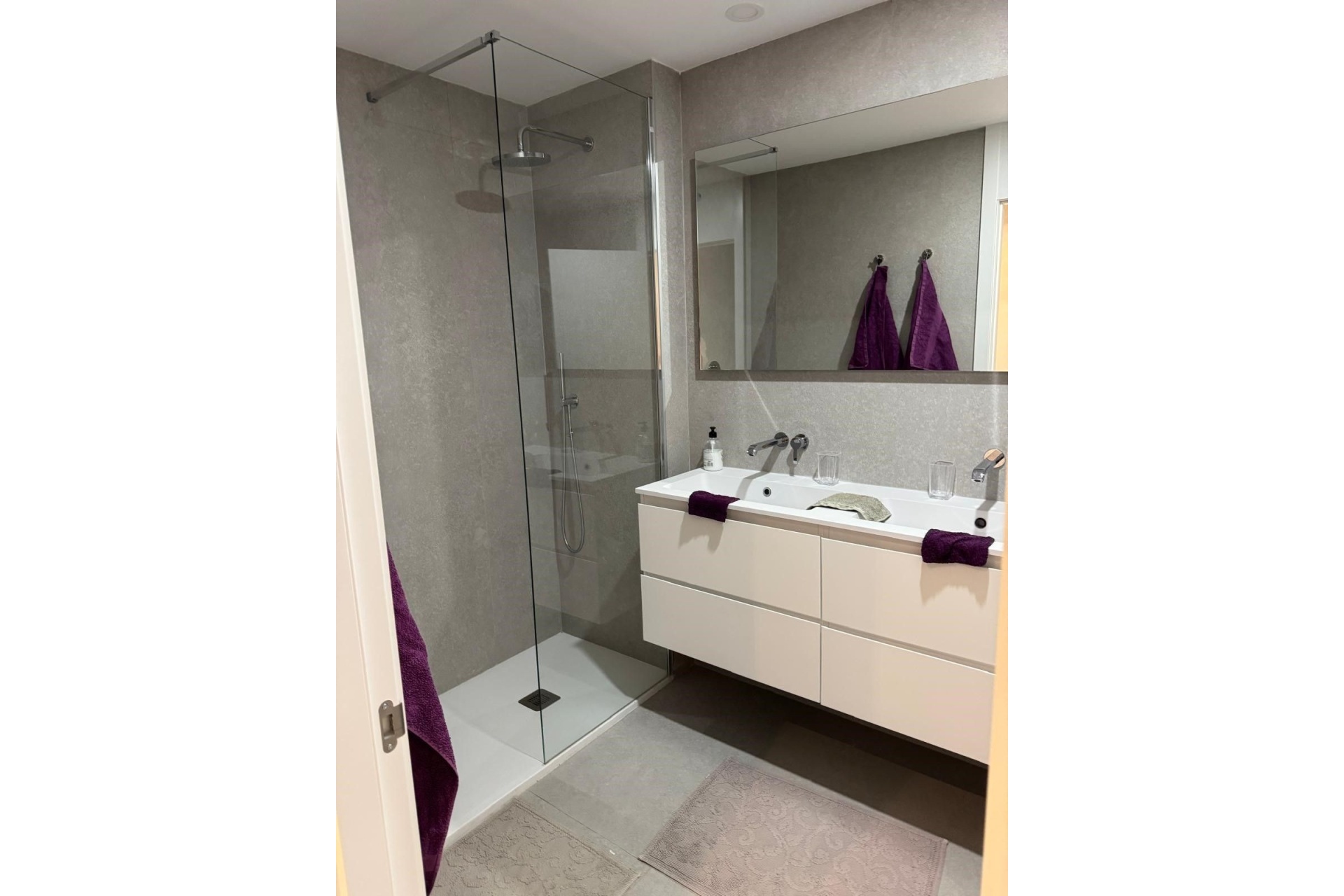 Resale - apartment - Marbella - Altos de los Monteros