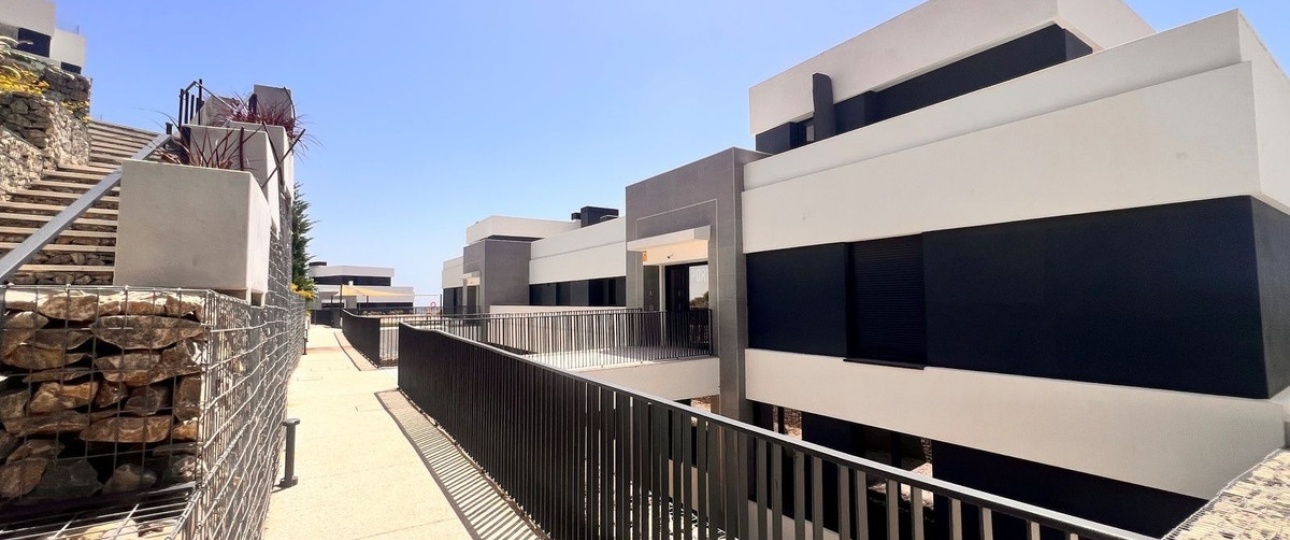 Resale - apartment - Marbella - Altos de los Monteros