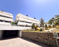 Resale - apartment - Marbella - Altos de los Monteros