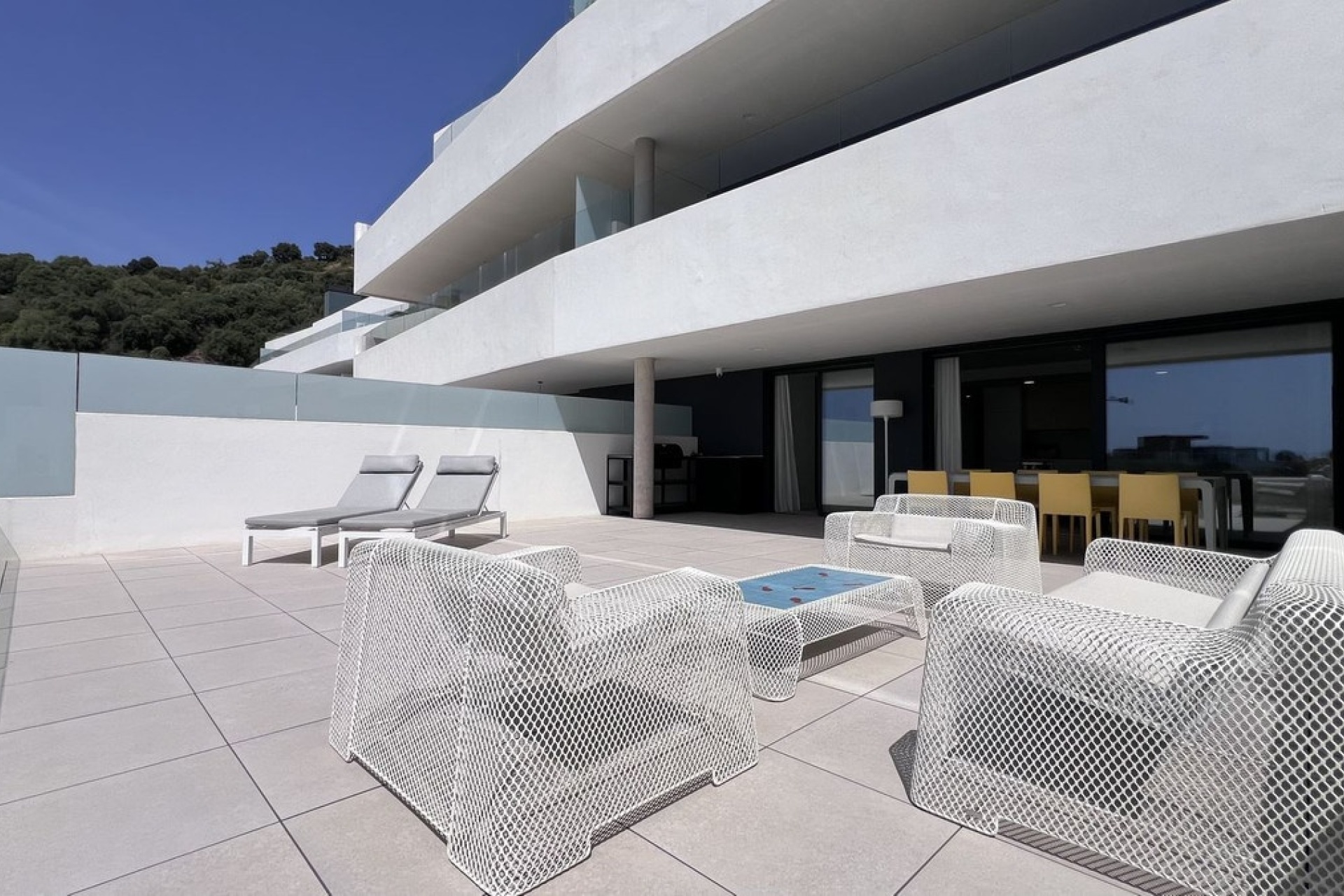 Resale - apartment - Marbella - Altos de los Monteros