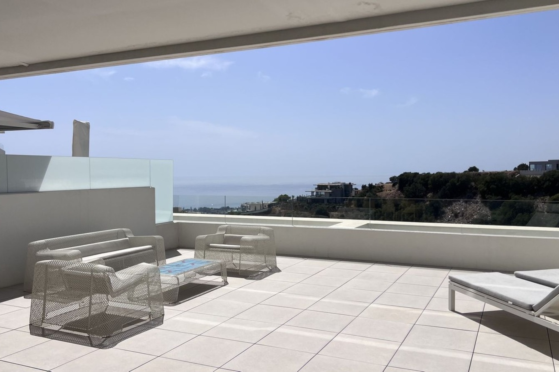 Resale - apartment - Marbella - Altos de los Monteros