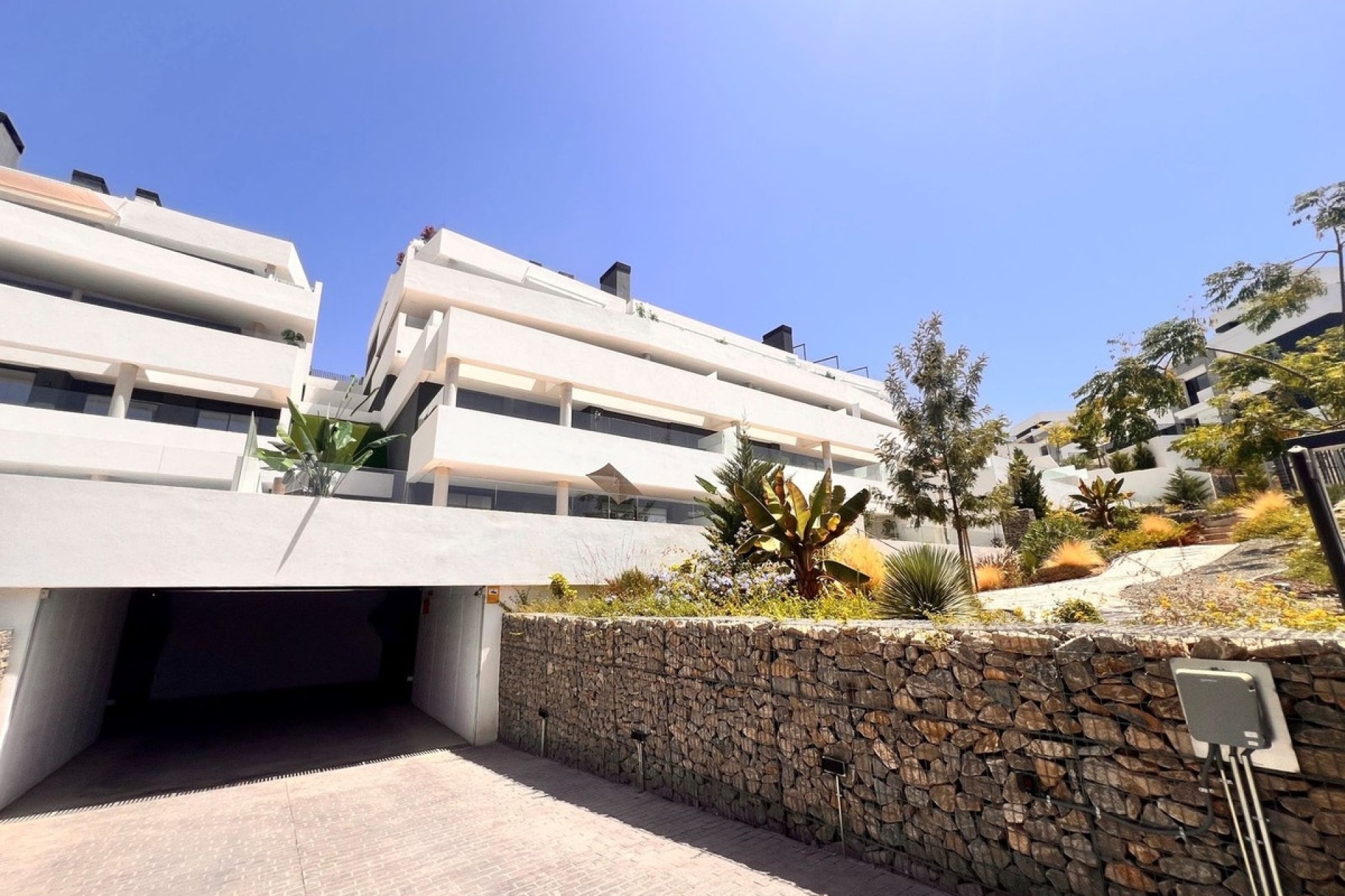 Resale - apartment - Marbella - Altos de los Monteros