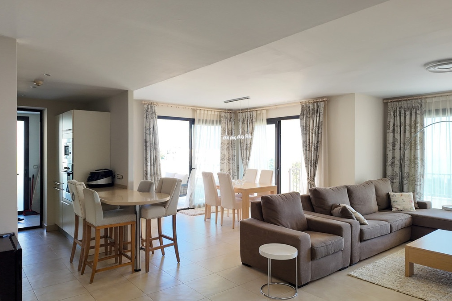 Resale - apartment - Marbella - Altos de los Monteros