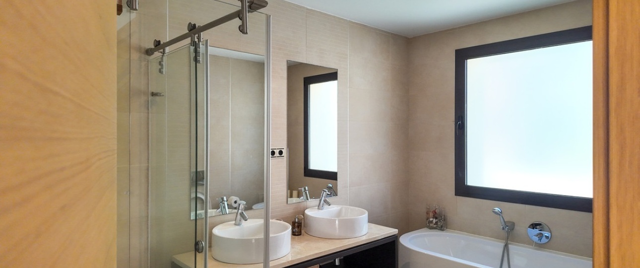 Resale - apartment - Marbella - Altos de los Monteros