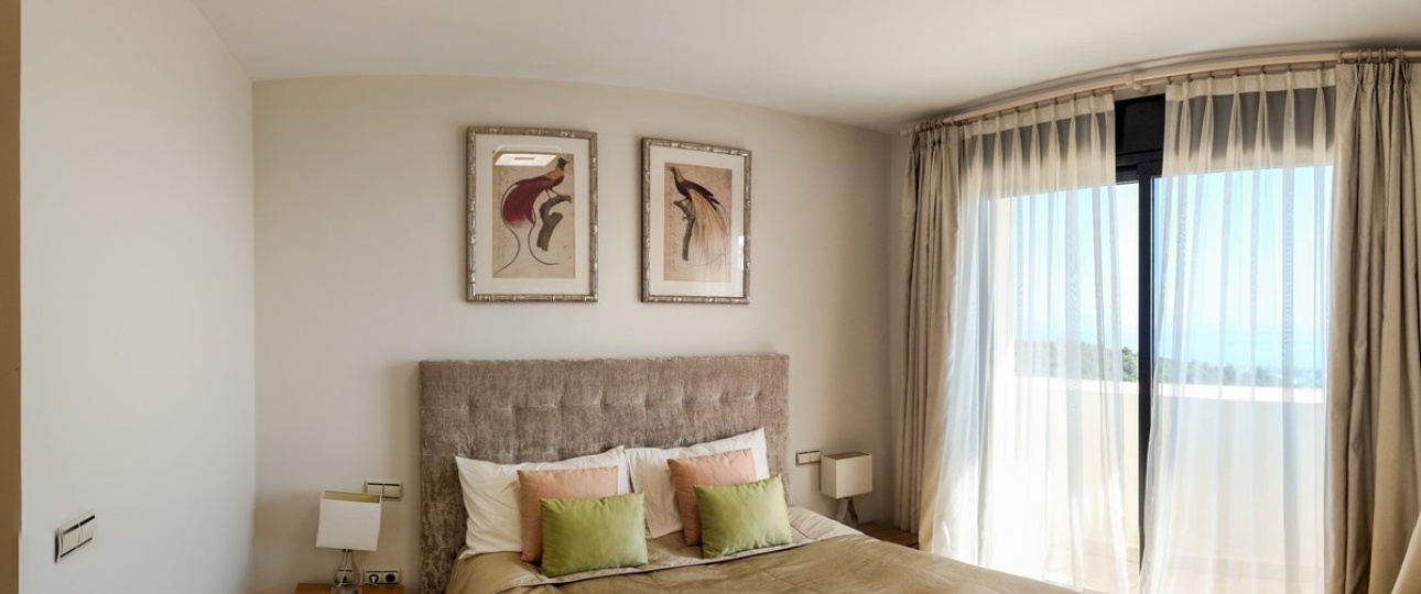 Resale - apartment - Marbella - Altos de los Monteros