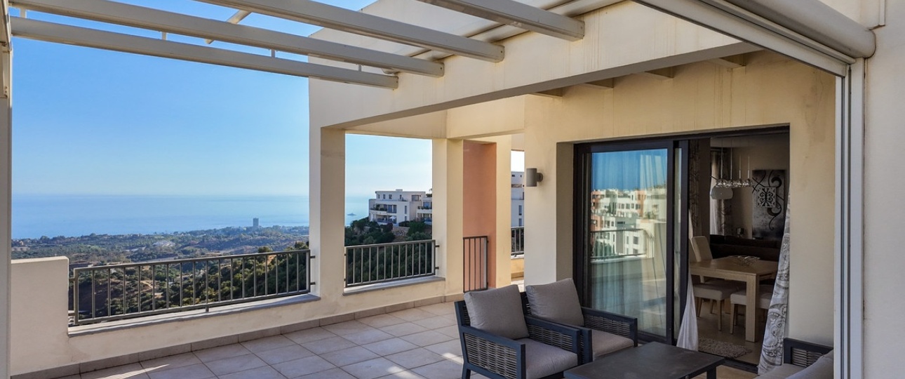 Resale - apartment - Marbella - Altos de los Monteros