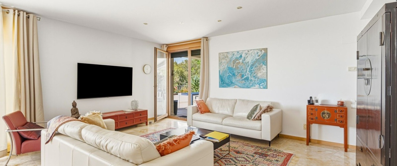 Resale - apartment - Marbella - Altos de los Monteros