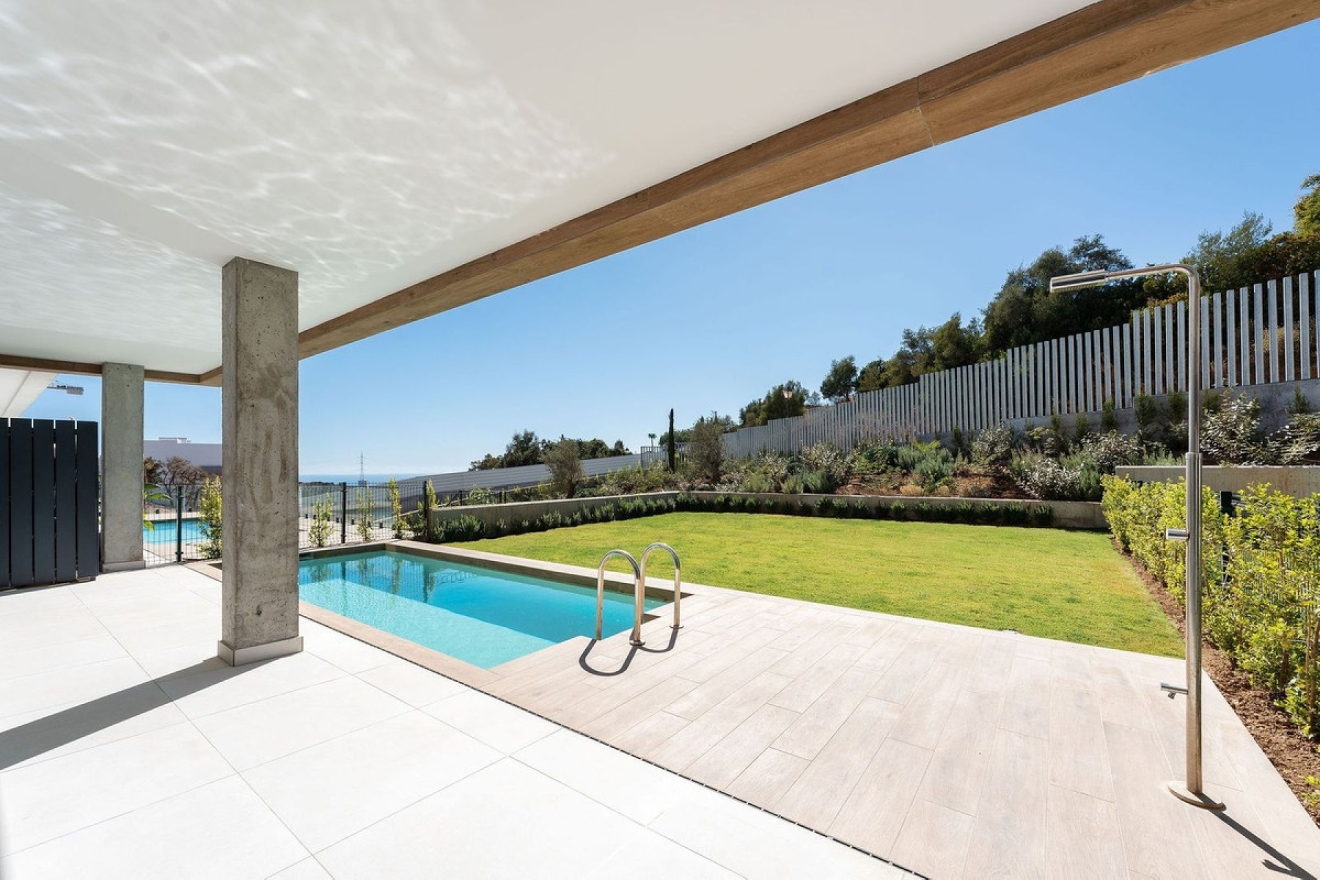 Resale - apartment - Marbella - Altos de los Monteros