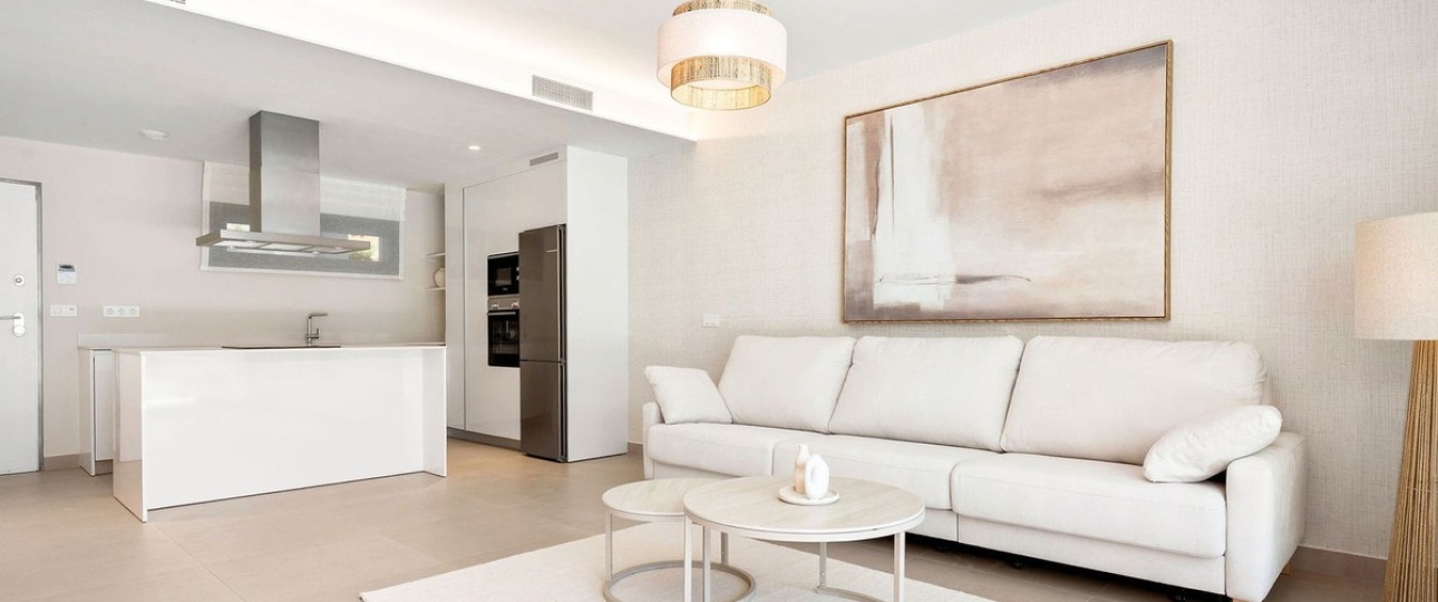 Resale - apartment - Marbella - Altos de los Monteros
