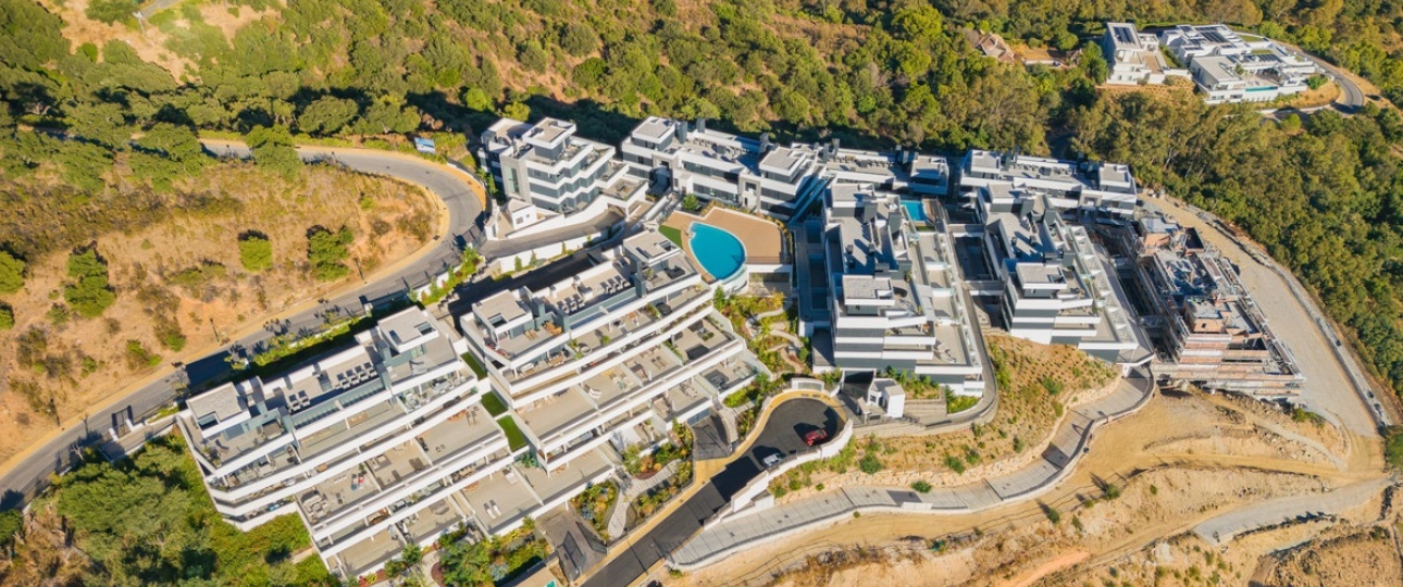 Resale - apartment - Marbella - Altos de los Monteros