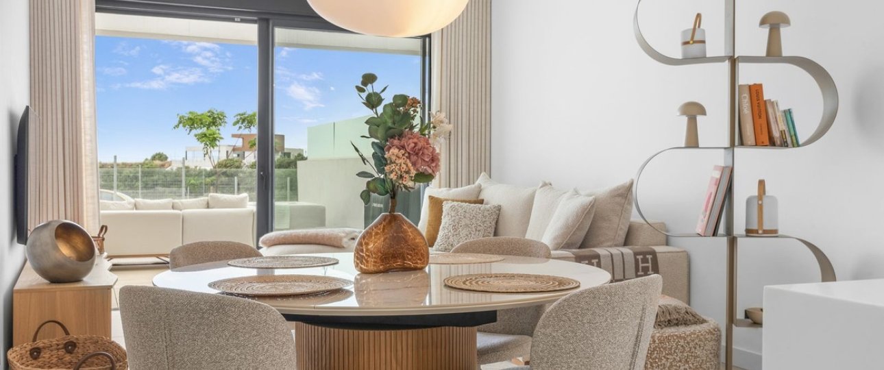 Resale - apartment - Marbella - Altos de los Monteros