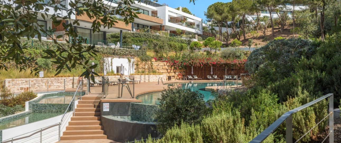 Resale - apartment - Marbella - Artola