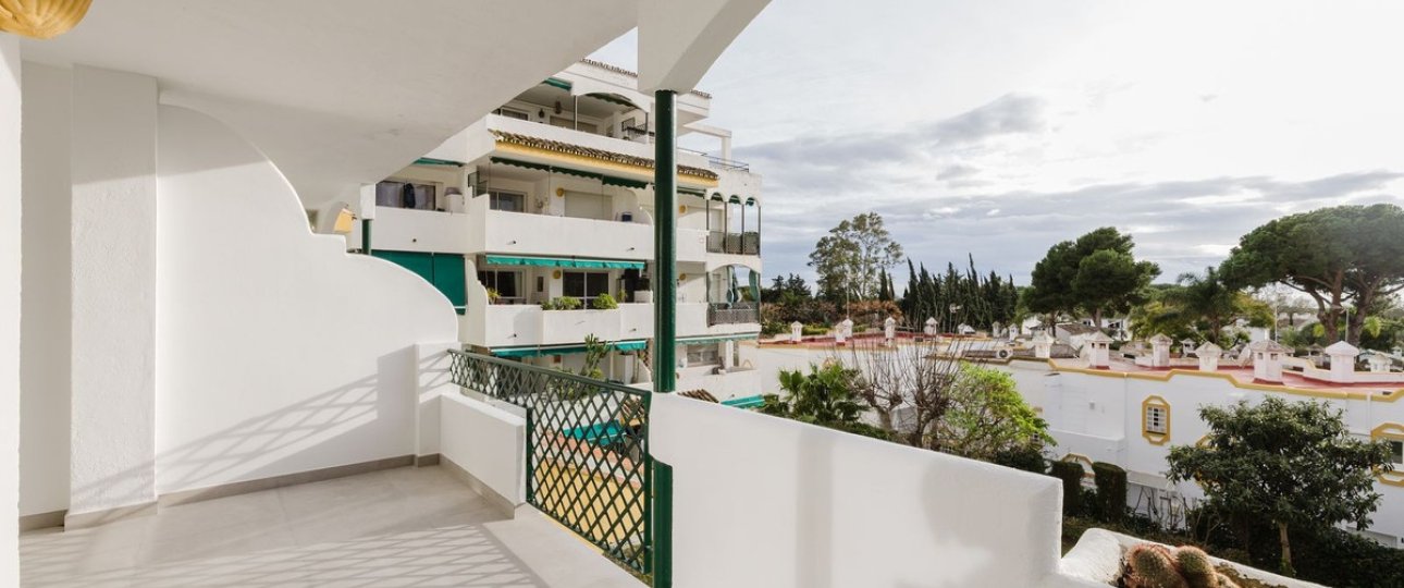 Resale - apartment - Marbella - Artola