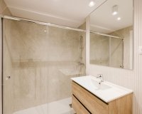 Resale - apartment - Marbella - Artola