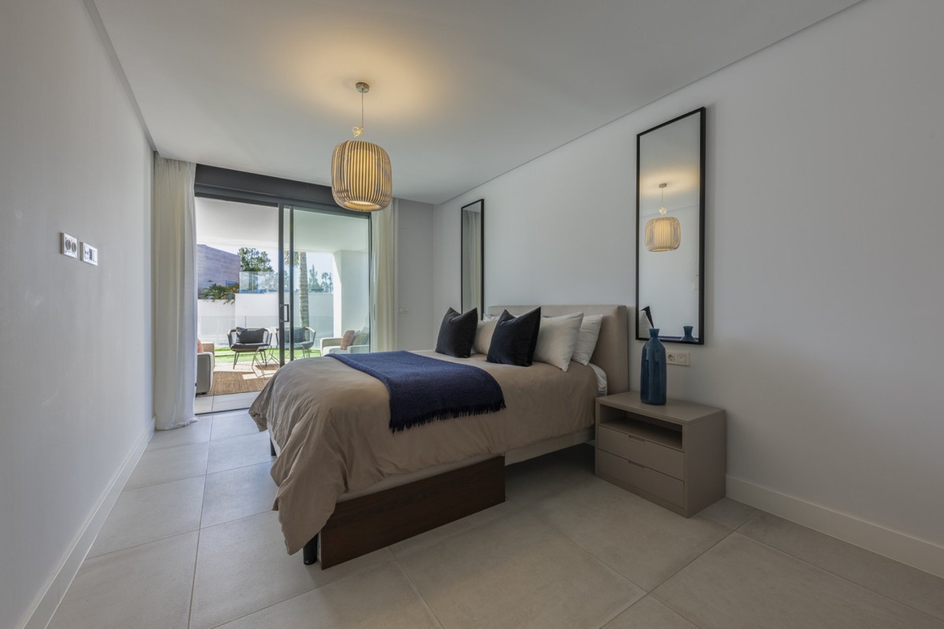Resale - apartment - Marbella - Artola