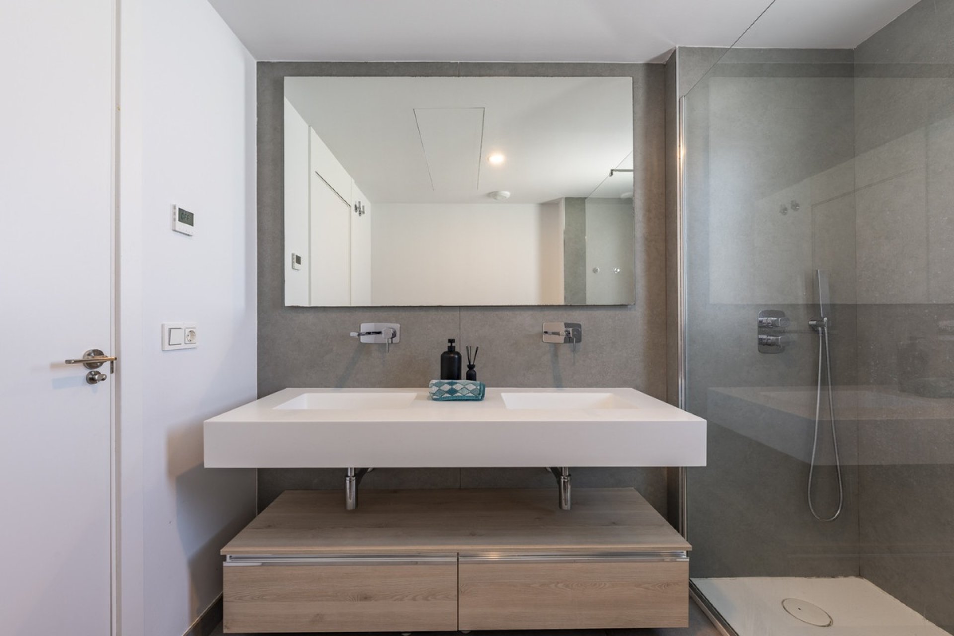 Resale - apartment - Marbella - Artola
