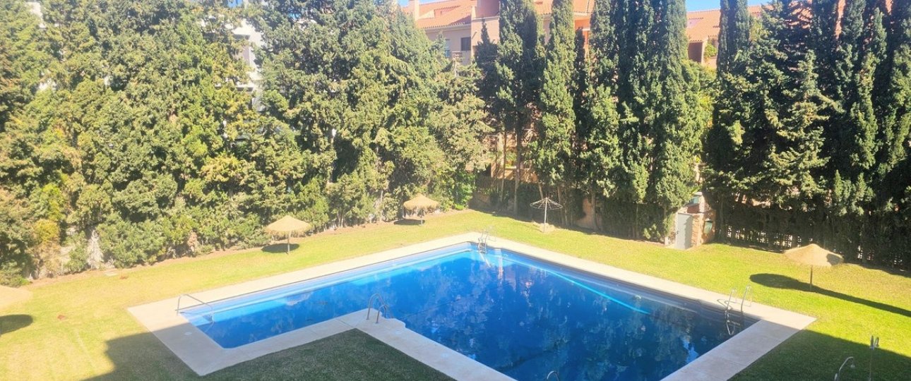 Resale - apartment - Marbella - Artola