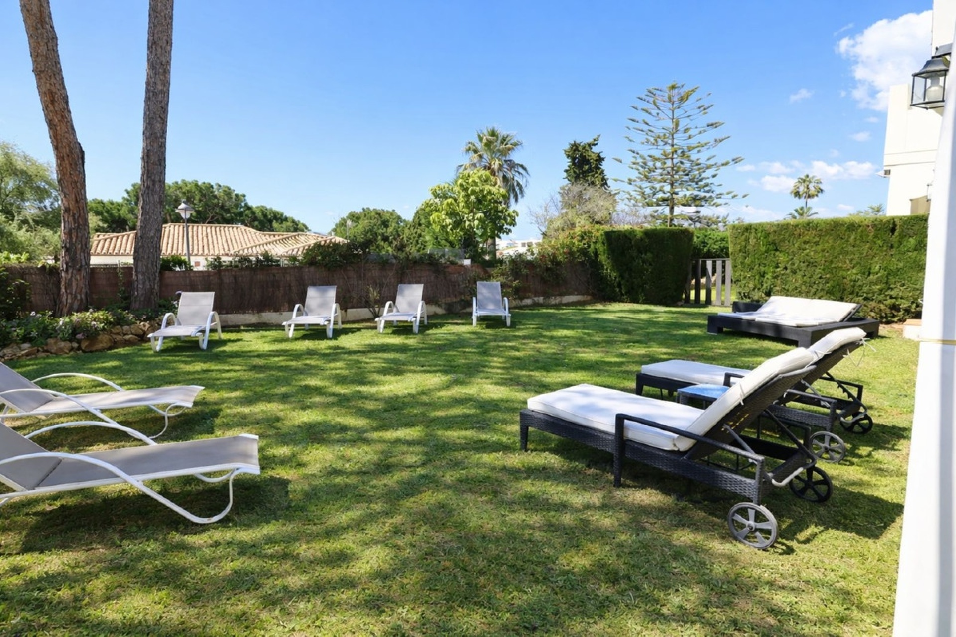 Resale - apartment - Marbella - Artola