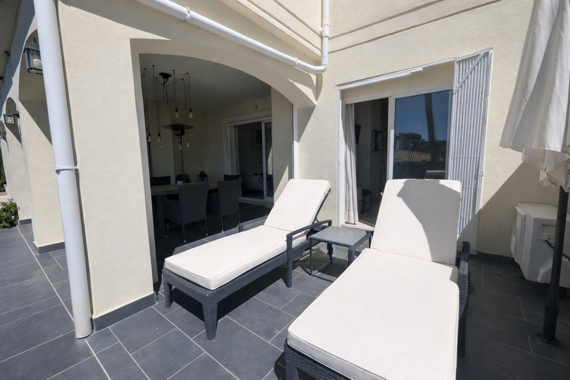 Resale - apartment - Marbella - Artola