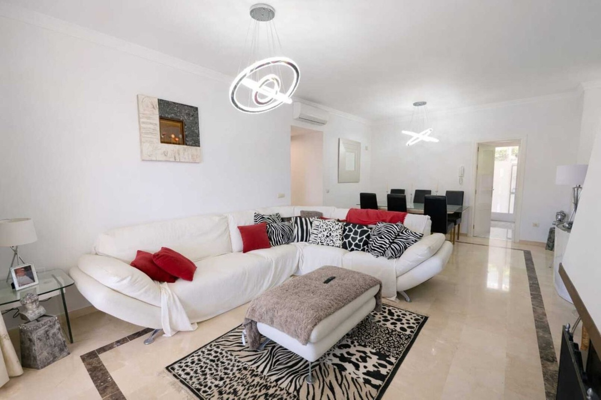 Resale - apartment - Marbella - Artola