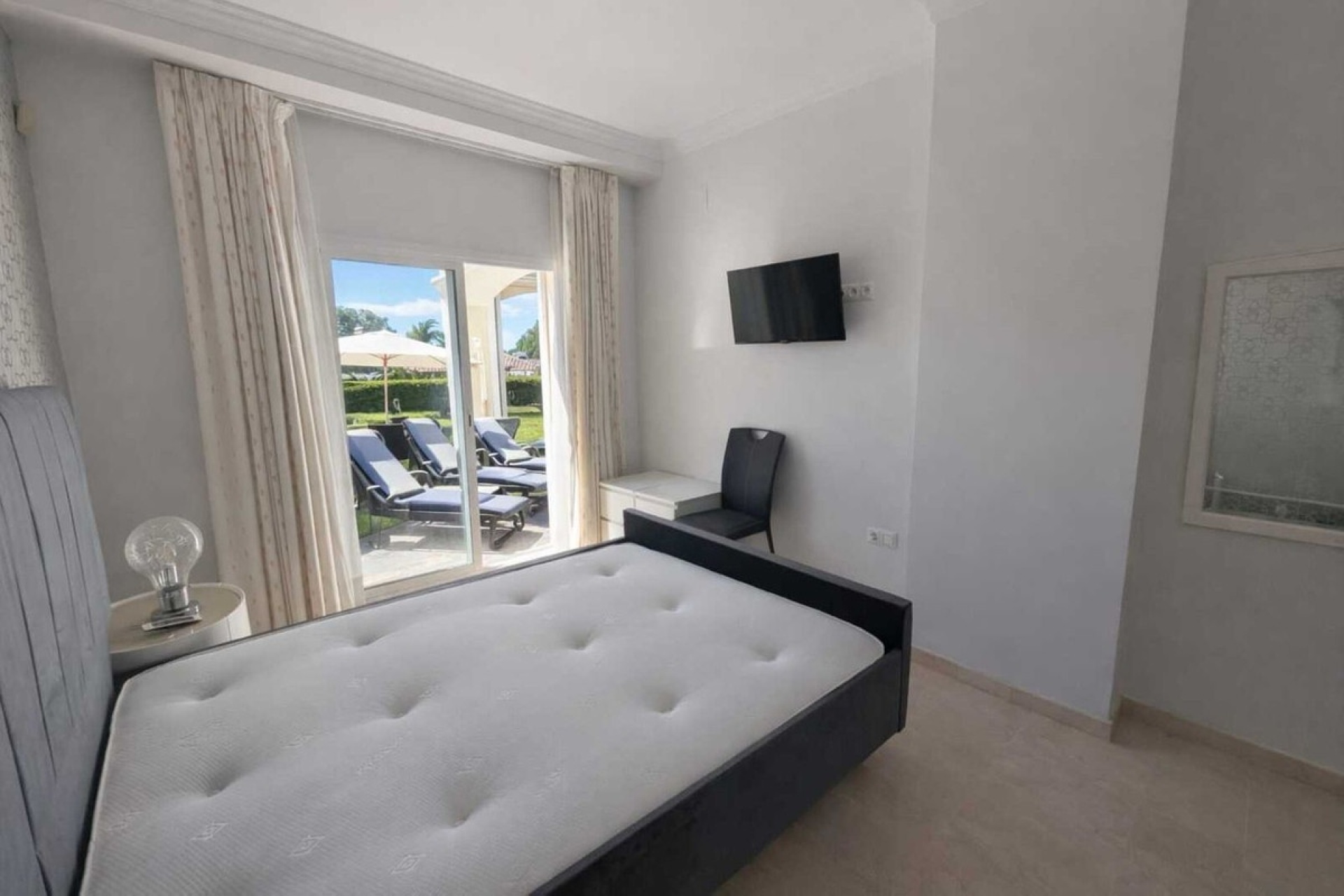 Resale - apartment - Marbella - Artola