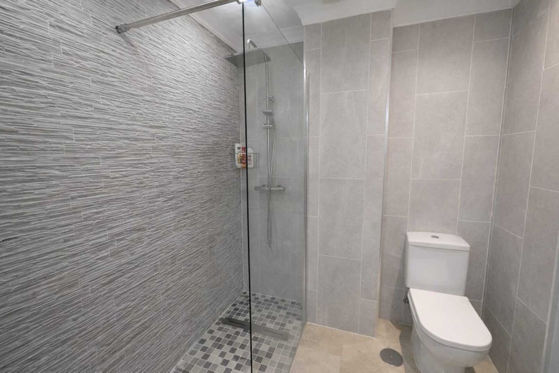 Resale - apartment - Marbella - Artola