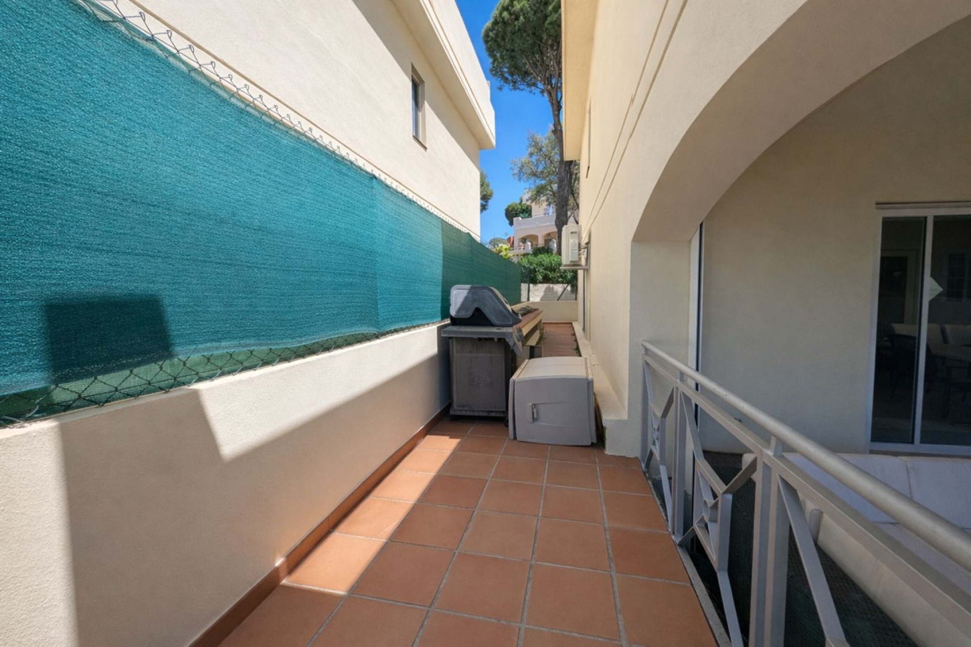 Resale - apartment - Marbella - Artola