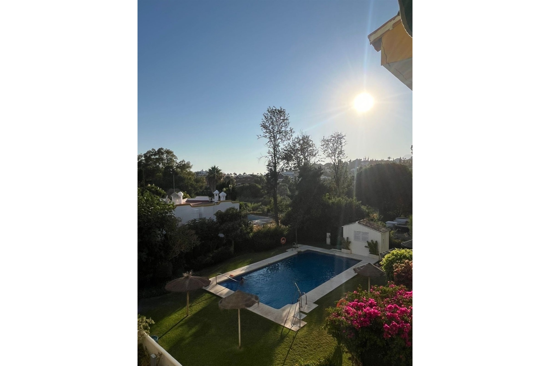 Resale - apartment - Marbella - Artola