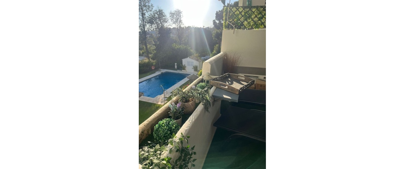 Resale - apartment - Marbella - Artola