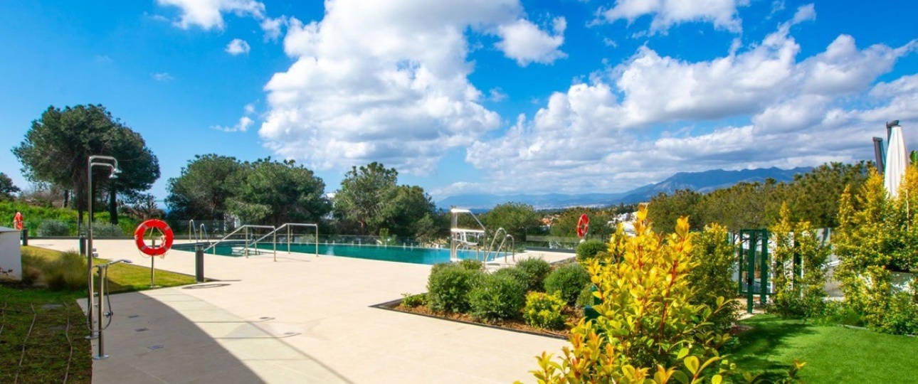 Resale - apartment - Marbella - Artola